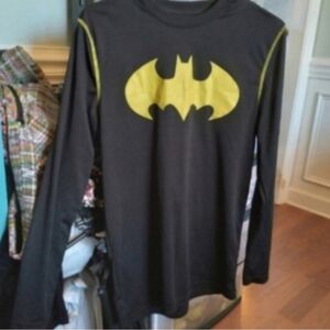 Black Long Sleeve Shirt with Yellow Batman Logo Men's M Festival Streetwear